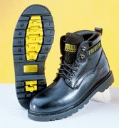 Ботинки кожаные Курьер, чёрные утеплённые с металлическим подноском